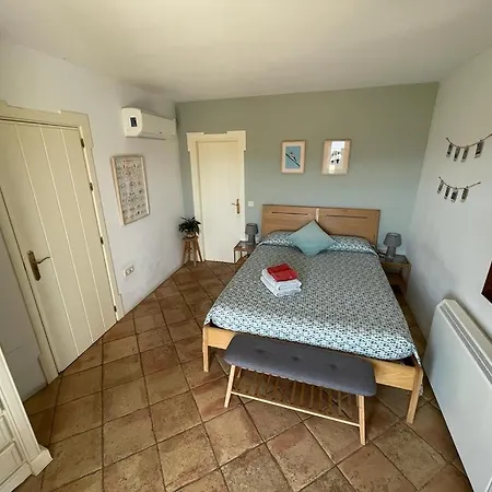 Salvatierra Guest House-3